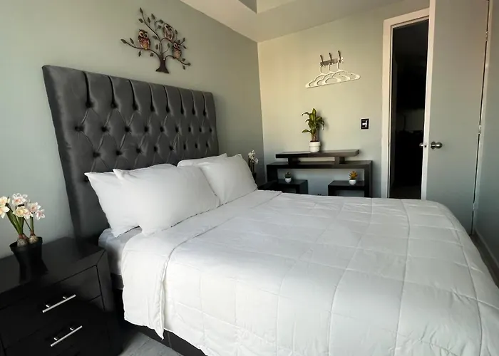 Private Penthouse / Penthouse Privado *
